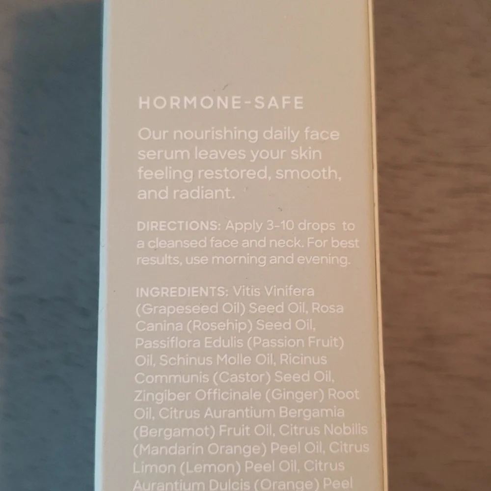 Nib Hugh & Grace Restoring Face Serum Unused Daytime Formula